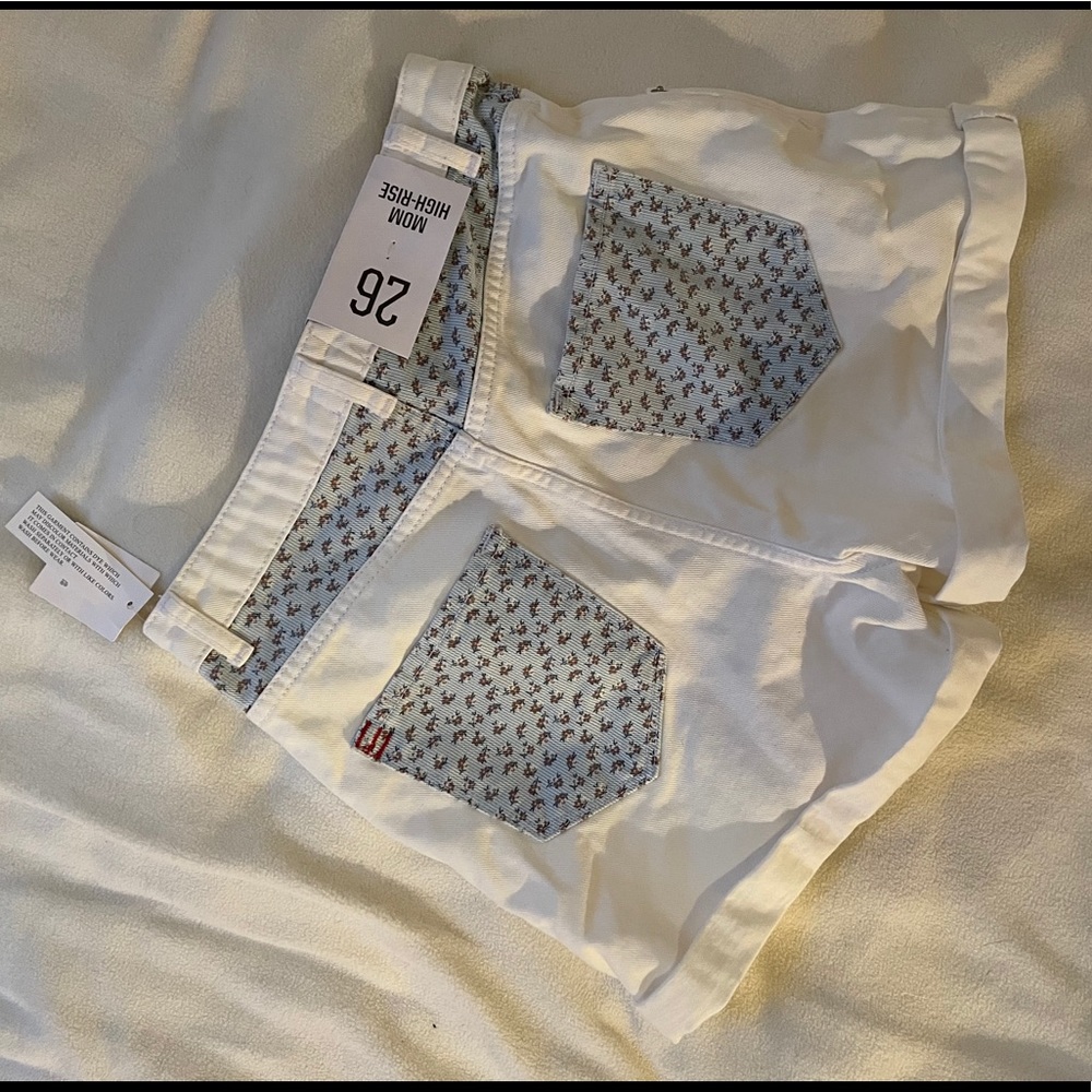 *NWT* High rise mom shorts